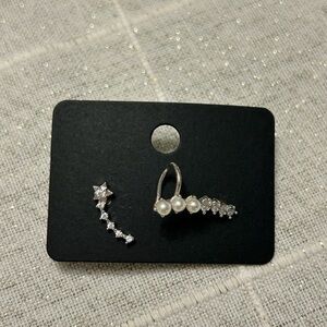 Silver and Pearl Star Earcuffs